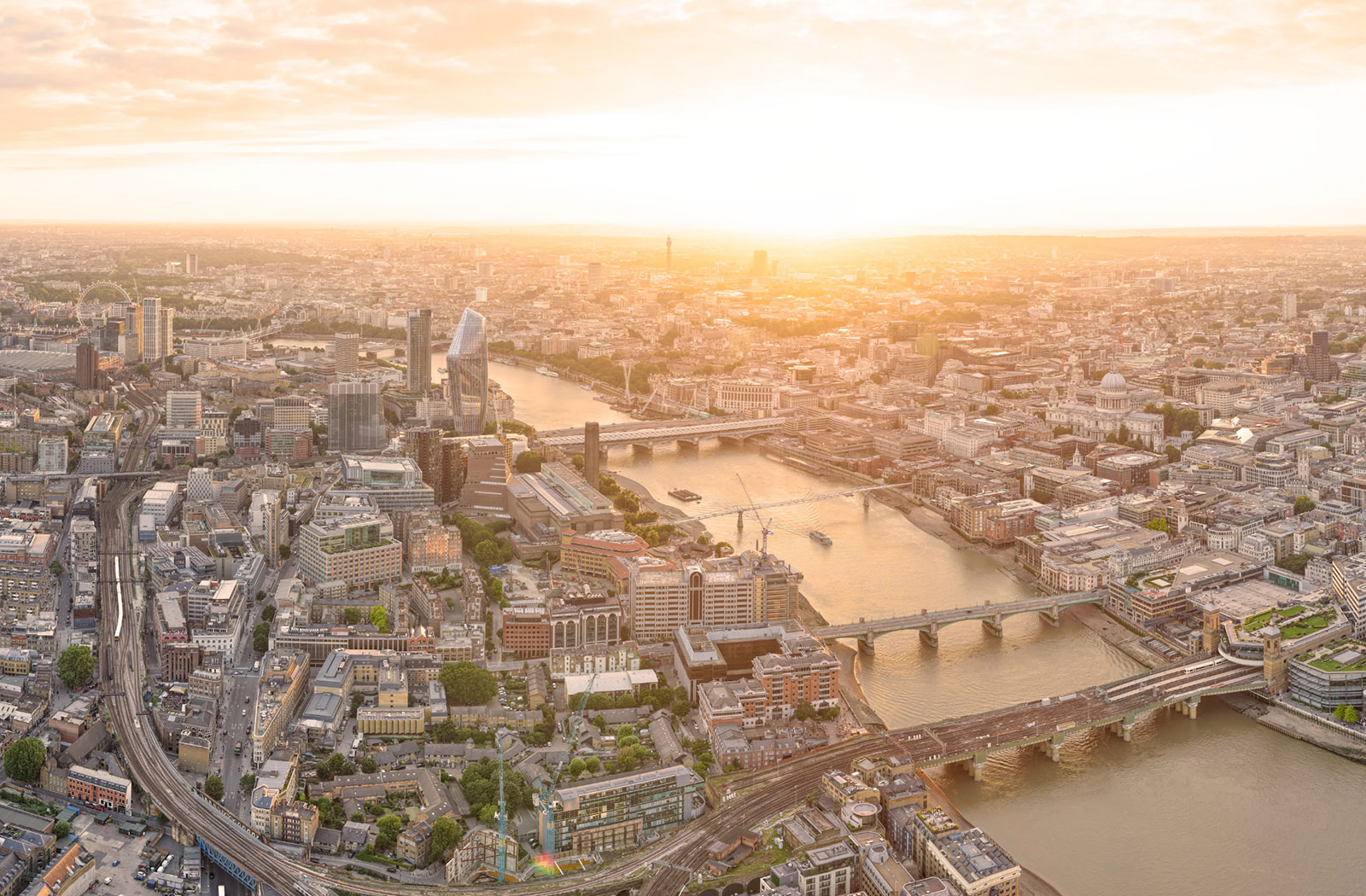Roseate London: Hi-res London Skyline image by Will Pearson
